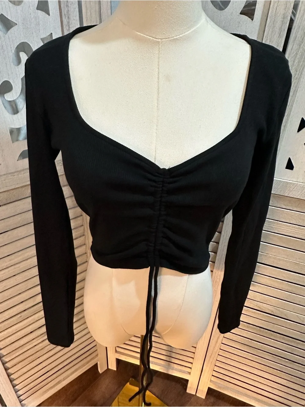 Zara size Large Ruched drawstring long sleeve crop top